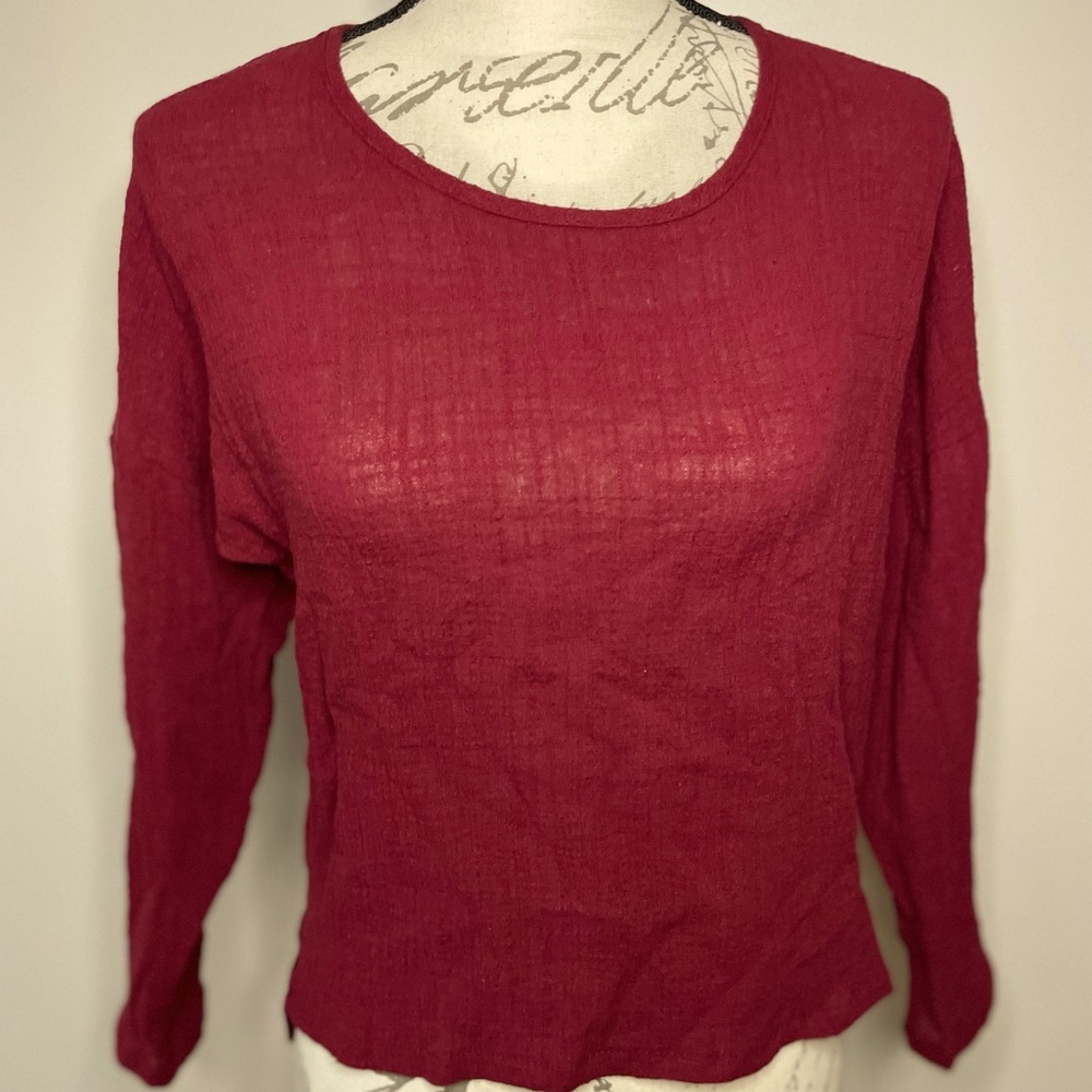 Maidong NEW Woman’s Quarter Sleeve Shirt
